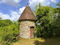 Chateau à vendre à Oroux, Deux-Sèvres - 371.000 € - photo 14
