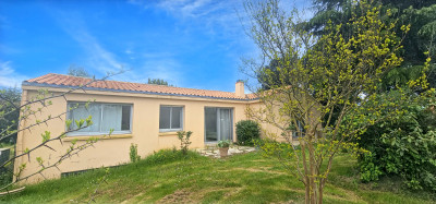 French property for sale in Château-Guibert, Vendée - €275,000 - photo 3
