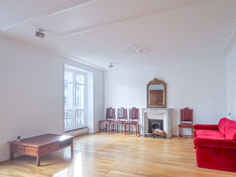French property for sale in Paris 5e Arrondissement, Paris - €1,020,000 - photo 1