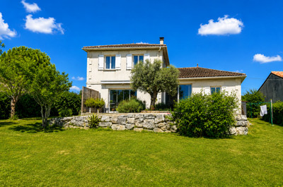 Maison à vendre à Marsac, Charente, Poitou-Charentes, avec Leggett Immobilier