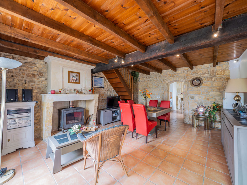 French property for sale in Saint-Palais-de-Phiolin, Charente-Maritime - €466,400 - photo 6