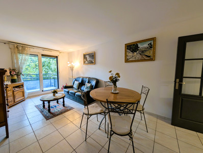 French property for sale in Avignon, Vaucluse - €169,000 - photo 2