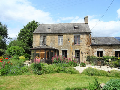 house for sale in Orne