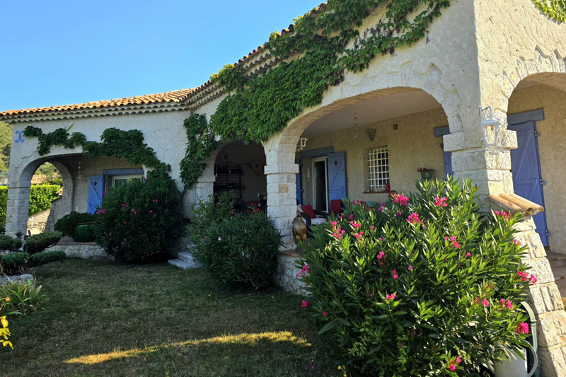 French property for sale in Levens, Alpes-Maritimes - €1,470,000 - photo 9