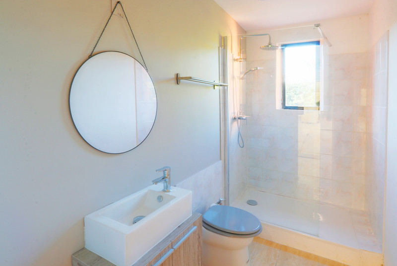 House for sale in Saignon Vaucluse LUBERON, close to APT