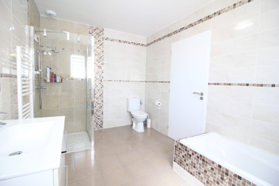 French property for sale in Argeliers, Aude - €340,000 - photo 6