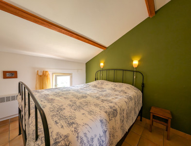 French property for sale in Buisson, Vaucluse - €395,000 - photo 9