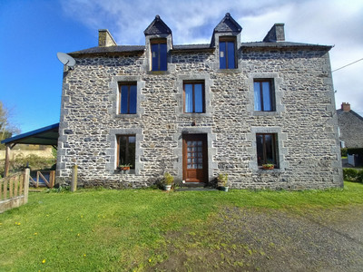 Maison à vendre à Le Mené, Côtes-d'Armor, Bretagne, avec Leggett Immobilier