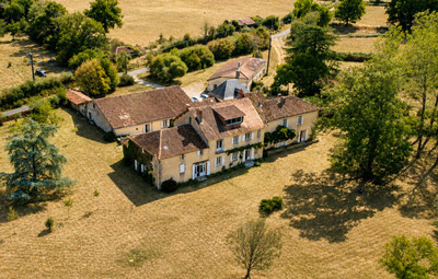 French property for sale in Hiesse, Charente - €636,000 - photo 9