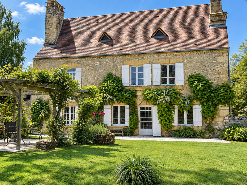 French property for sale in Saint-Cyprien, Dordogne - €750,000 - photo 1