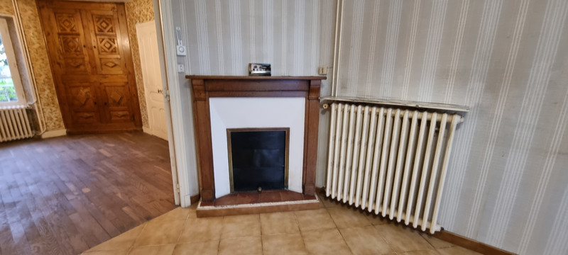French property for sale in Chassenon, Charente - €100,000 - photo 2