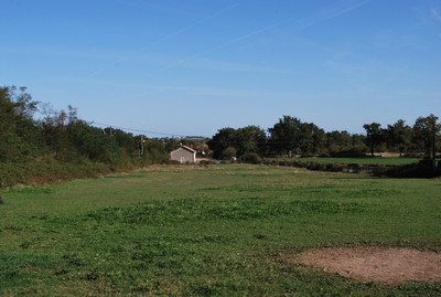 French property for sale in Saulgé, Vienne - €125,000 - photo 3