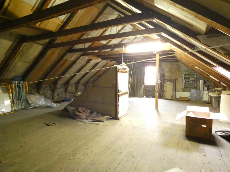 French property for sale in Saint-Martin-Valmeroux, Cantal - €109,000 - photo 8