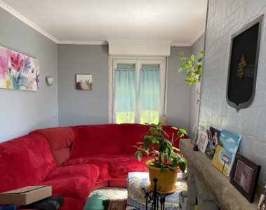 French property for sale in Rostrenen, Côtes-d'Armor - €172,800 - photo 3