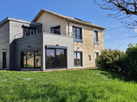Maison à vendre à Davayé, Saône-et-Loire - 570.000 € - photo 1