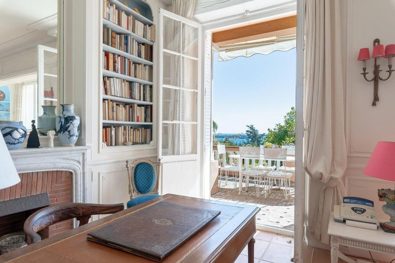 French property for sale in Cannes, Alpes-Maritimes - &#8364;2,660,000 - photo 4
