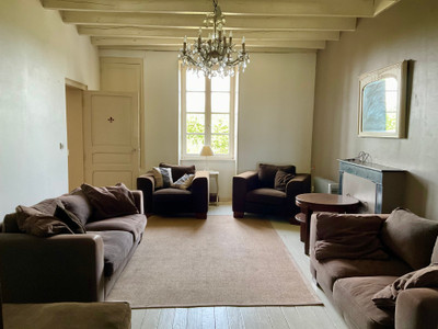 French property for sale in Cressat, Creuse - €222,560 - photo 2