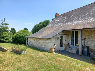 French property for sale in Vernoil-le-Fourrier, Maine-et-Loire - €130,000 - photo 2