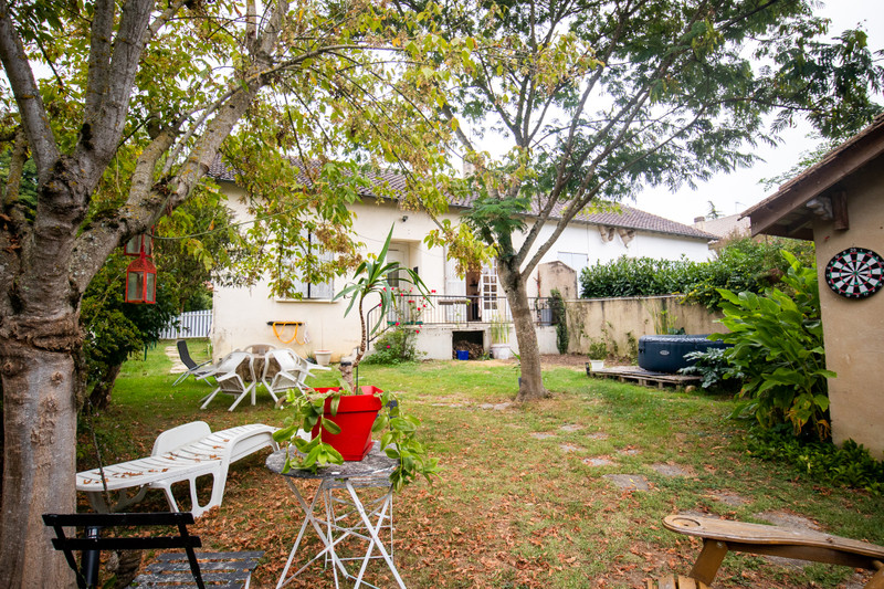 House for sale in Bergerac Dordogne Two charming houses, each with enclosed garden and