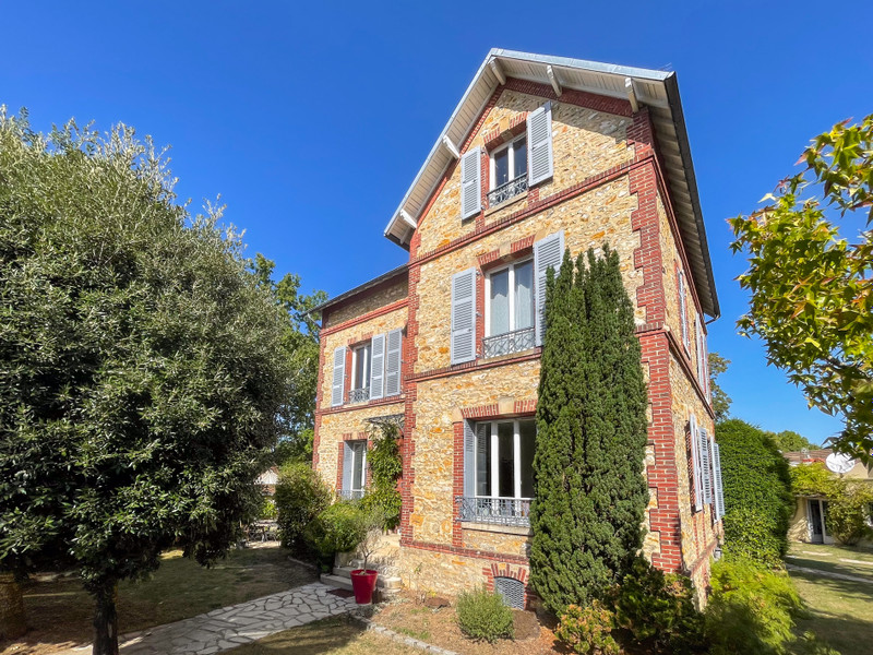 French property for sale in Beauchamp, Val-d'Oise - €787,500 - photo 0
