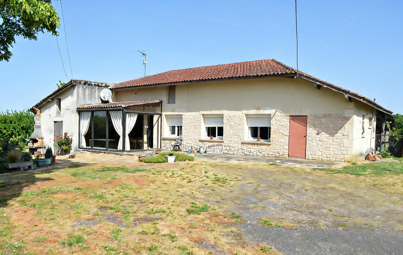 French property for sale in Hautesvignes, Lot-et-Garonne - €199,800 - photo 0