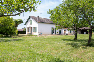 Maison à vendre à La Force, Dordogne, Aquitaine, avec Leggett Immobilier