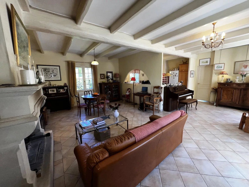 French property for sale in Carcès, Var - €487,600 - photo 3