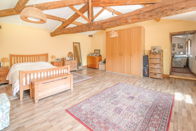 French property for sale in Saint-Lin, Deux-Sèvres - €245,000 - photo 11