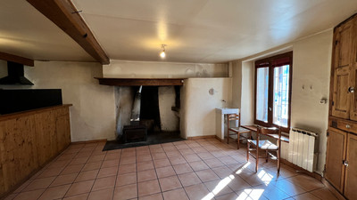 Maison à vendre à Fontpédrouse, Pyrénées-Orientales, Languedoc-Roussillon, avec Leggett Immobilier