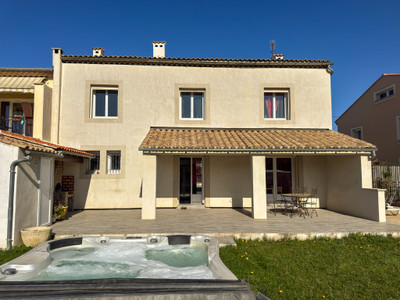 Maison à vendre à Cavaillon, Vaucluse, PACA, avec Leggett Immobilier