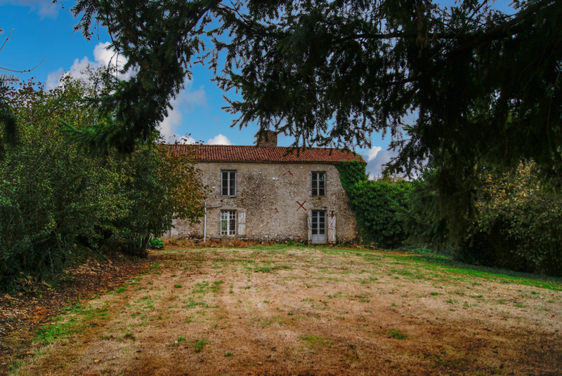 French property for sale in Scillé, Deux-Sèvres - &#8364;77,000 - photo 9