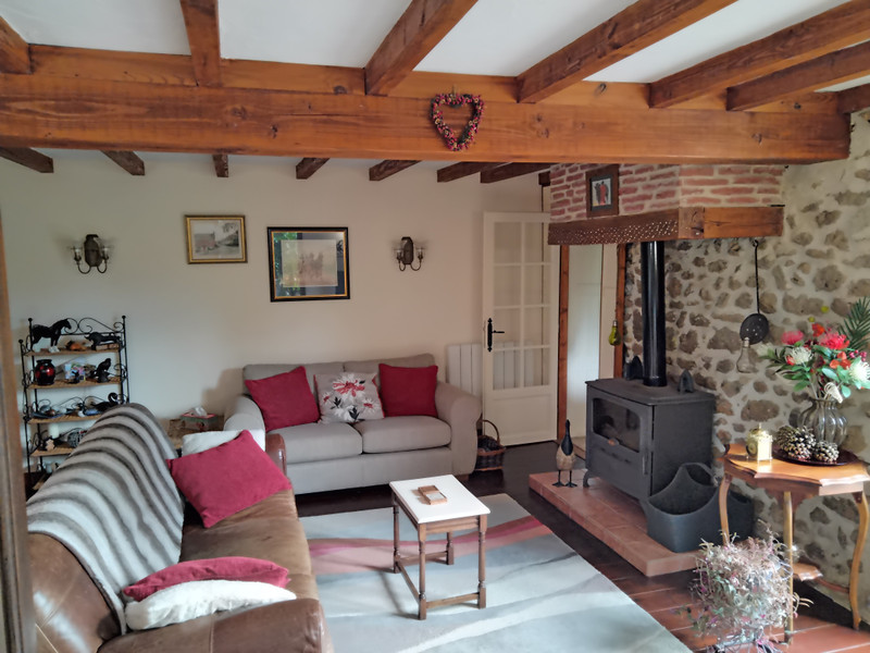 French property for sale in Pressignac, Charente - €189,000 - photo 4