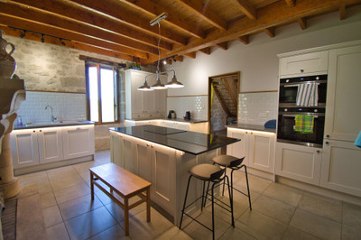 French property for sale in Monbahus, Lot-et-Garonne - €281,000 - photo 3