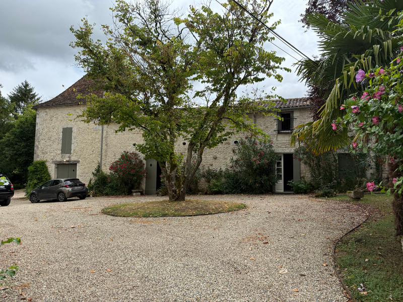 French property for sale in Saint-André-et-Appelles, Gironde - €1,390,000 - photo 1