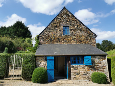 Maison à vendre à Hénansal, Côtes-d'Armor, Bretagne, avec Leggett Immobilier