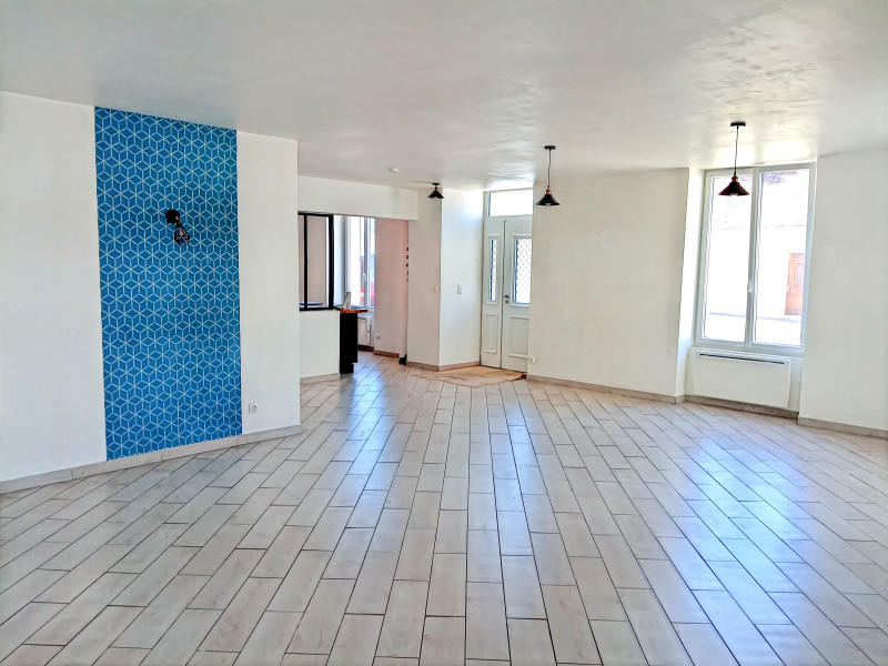 French property for sale in Villeneuve-en-Perseigne, Sarthe - €204,000 - photo 2