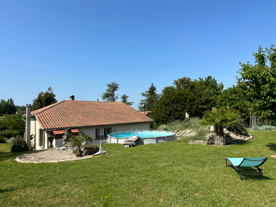 French property for sale in Deviat, Charente - €199,950 - photo 1
