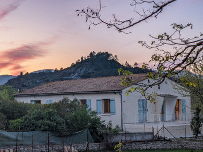 Maison à vendre à Serviès-en-Val, Aude, Languedoc-Roussillon, avec Leggett Immobilier