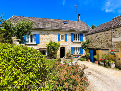 Maison à vendre à Carlux, Dordogne, Aquitaine, avec Leggett Immobilier