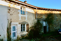 Maison à vendre à Écuras, Charente - 21.600 € - photo 15