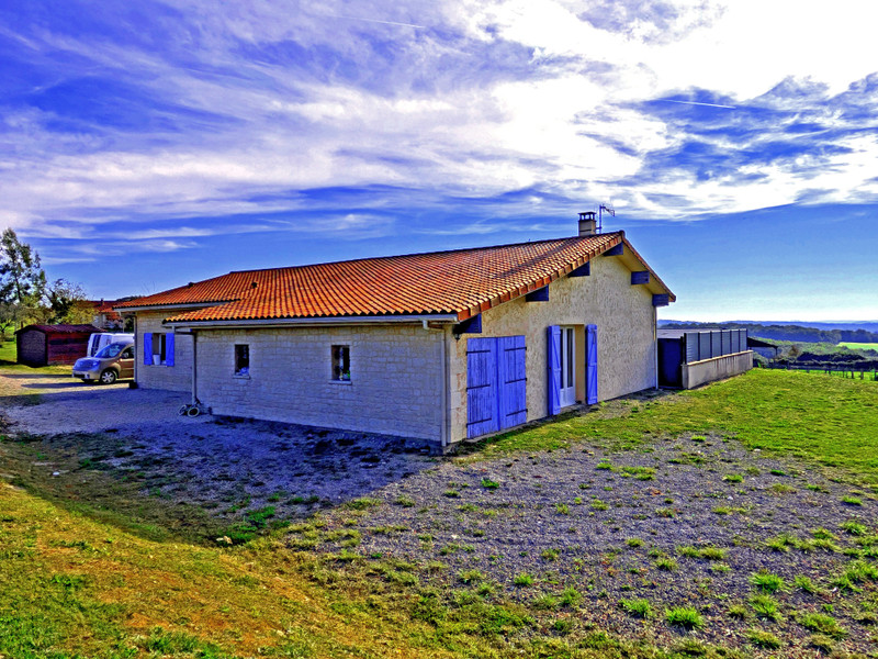 French property for sale in Nailhac, Dordogne - €237,000 - photo 0