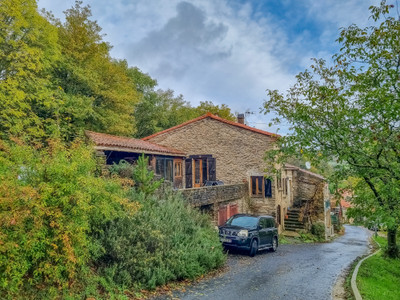Maison à vendre à Courniou, Hérault, Languedoc-Roussillon, avec Leggett Immobilier