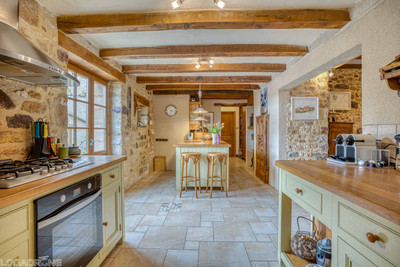French property for sale in Carves, Dordogne - €564,300 - photo 2