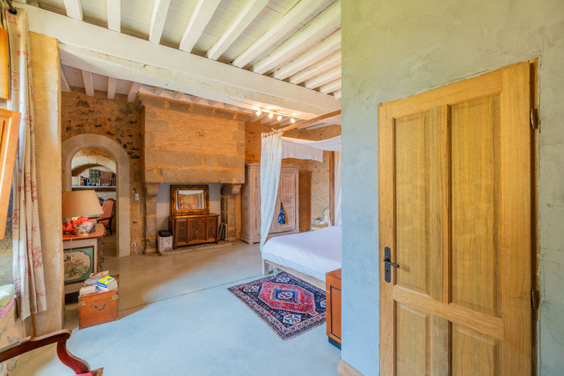 French property for sale in Coulonges-Thouarsais, Deux-Sèvres - €1,599,000 - photo 8