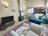 Propriété à vendre à Aunac-sur-Charente, Charente - 220 000 € - photo n°4