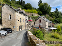 Propriété à vendre à Treignac, Corrèze - 795 000 € - photo n°1