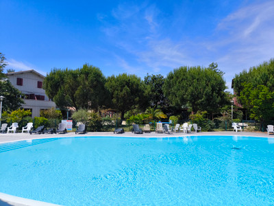 French property for sale in Le Teich, Gironde - €158,000 - photo 1