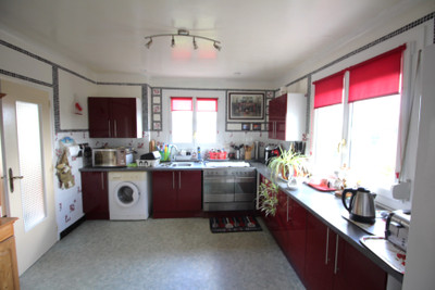 French property for sale in Saint-Aignan, Morbihan - €170,000 - photo 1