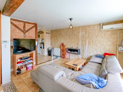 French property for sale in Trélissac, Dordogne - €195,000 - photo 2