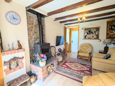 French property for sale in La Porcherie, Haute-Vienne - €180,000 - photo 4